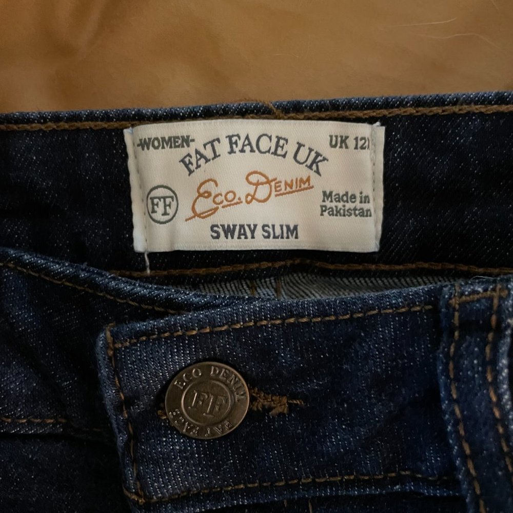 Fat Face UK Sway Slim Jeans in Mid Wash Size UK 12